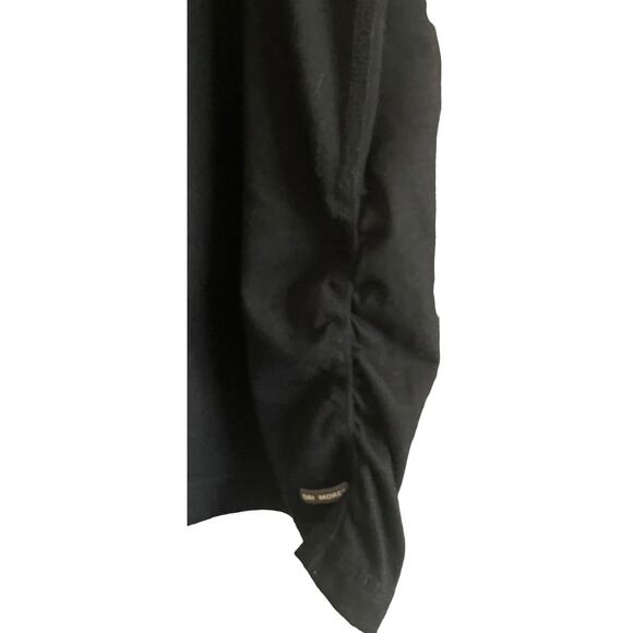 DANSKIN NOW LOOSE SHORT SLV V-NECK T-SHIRT, WOMENS, 4X(26W-28W), BLACK - Picture 8 of 11